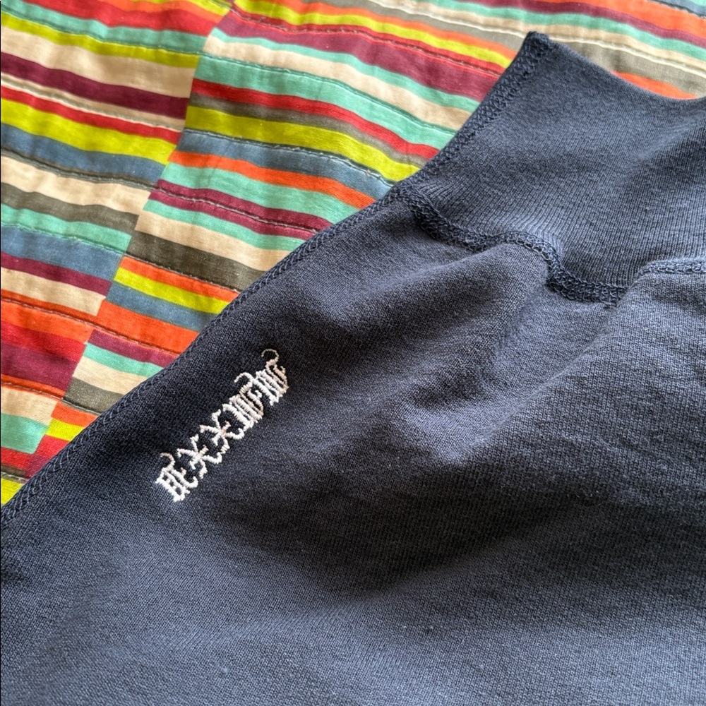 Crazy deal Supreme Navy Hoodie size, extra large brand new with tags - Picture 5 of 16